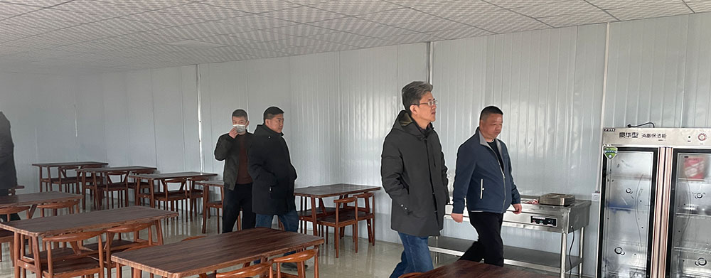 中建二局新疆阜康900MW光伏營(yíng)地EPC總包項(xiàng)目